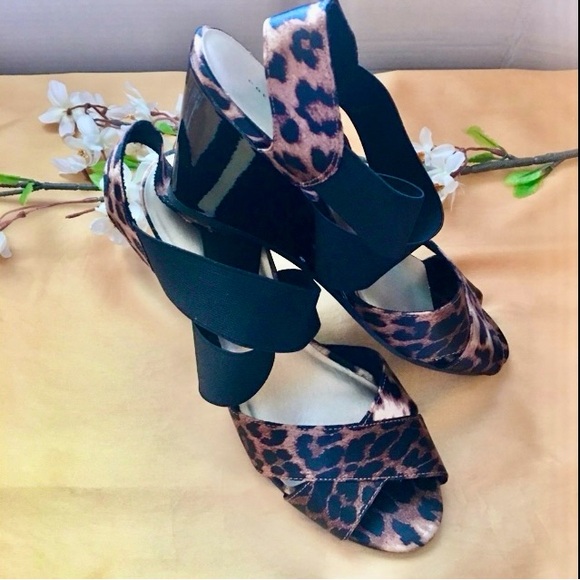 PREDICTIONS WEDGE HEELS - Picture 2 of 5